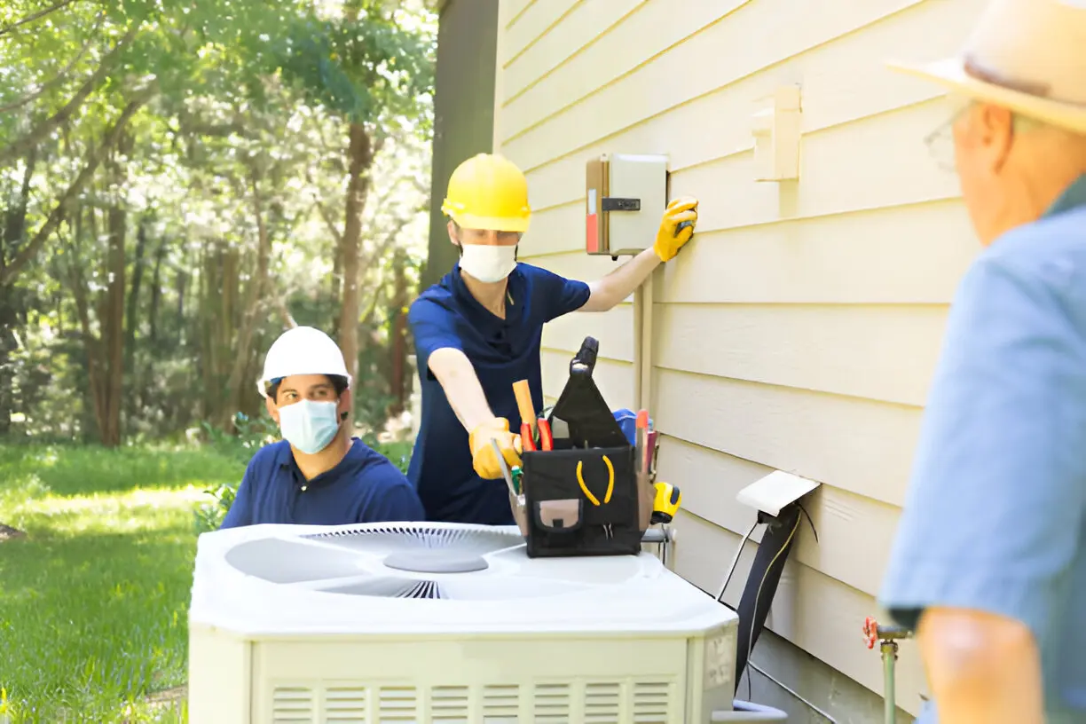 Home 19 Local air conditioning contractor in Orlando diagnosing AC system problems